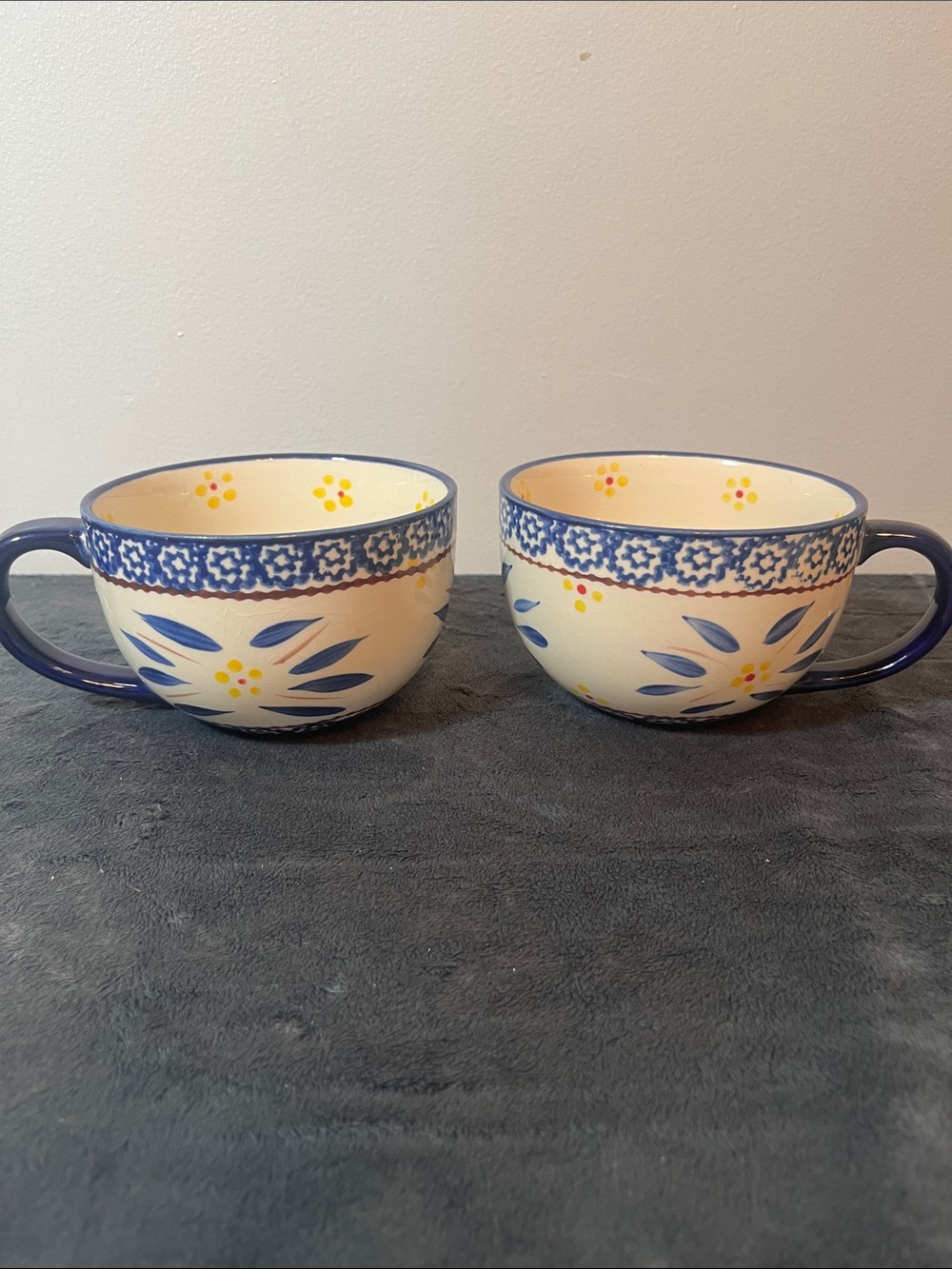 TEMP-TATIONS by Tara Old World blue set of 2 SOUP/CEREAL MUGS 18oz bowls